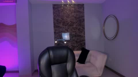 Call me Nia  online show from February 10, 2:48 am