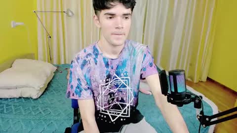 Nick PVT is open FanslyTwitter - Nic kycb online show from December 25, 8:17 pm