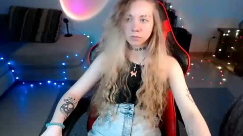Snapshot of nica_kawaii chatting on June 23, 3:21 pm nica_kawaii online show from June 23, 3:21 pm