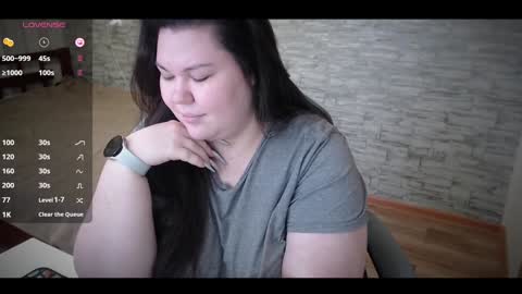 Snapshot of nicara_ chatting on February 6, 8:50 am nicara_ online show from February 6, 8:50 am