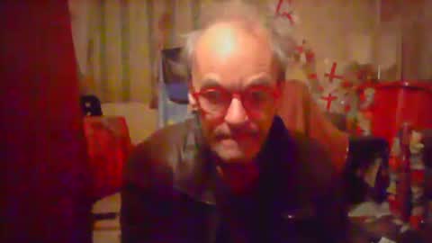 Snapshot of nice6body chatting on October 11, 12:32 am nice6body online show from October 11, 12:32 am