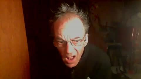 Snapshot of nice6body chatting on April 27, 10:41 pm nice6body online show from April 27, 10:41 pm