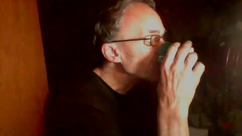 Snapshot of nice6body chatting on May 8, 10:48 pm nice6body online show from May 8, 10:48 pm