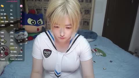 Belle online show from March 30, 11:44 am