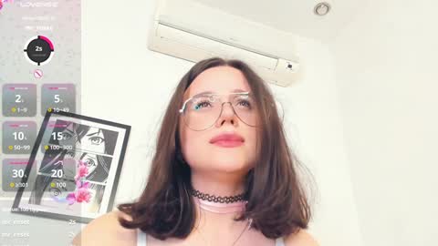 Snapshot of nice_kisss chatting on January 11, 1:43 pm Alice online show from January 11, 1:43 pm