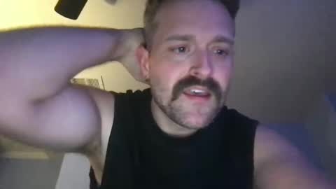 Snapshot of nicebuttniceguy chatting on January 19, 7:04 am NiceButtNiceGuy online show from January 19, 7:04 am