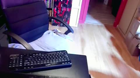 nicecck24 online show from November 7, 5:07 am