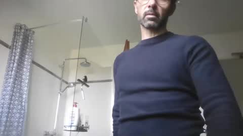 nicefrenchguy79 online show from November 5, 9:20 am