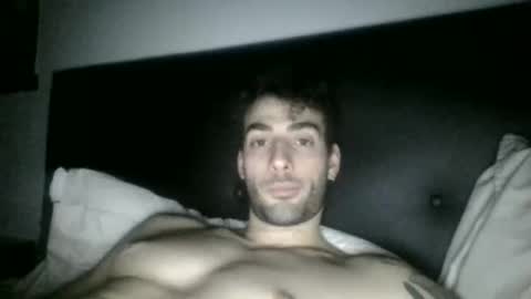 Snapshot of nicegguy9826 chatting on February 25, 7:29 am nicegguy9826 online show from February 25, 7:29 am