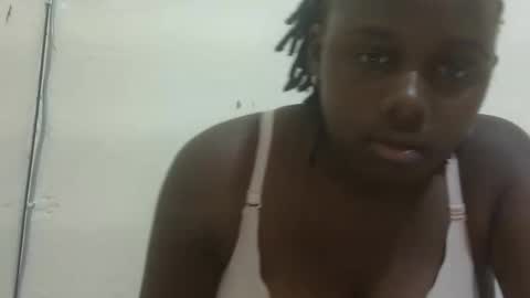 Snapshot of nicegirl200 chatting on February 17, 10:23 am nicegirl200 online show from February 17, 10:23 am