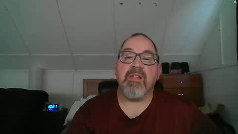 Snapshot of niceguy7208 chatting on May 24, 2:22 pm niceguy7208 online show from May 24, 2:22 pm