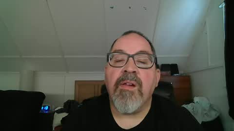 Snapshot of niceguy7208 chatting on June 14, 3:14 pm niceguy7208 online show from June 14, 3:14 pm