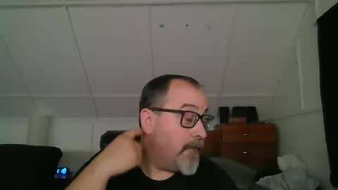 Snapshot of niceguy7208 chatting on June 22, 3:19 am niceguy7208 online show from June 22, 3:19 am