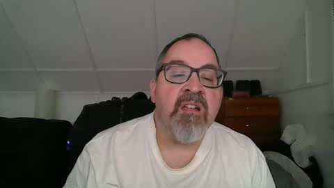 Snapshot of niceguy7208 chatting on June 30, 4:46 am niceguy7208 online show from June 30, 4:46 am