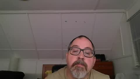 Snapshot of niceguy7208 chatting on July 7, 6:05 am niceguy7208 online show from July 7, 6:05 am