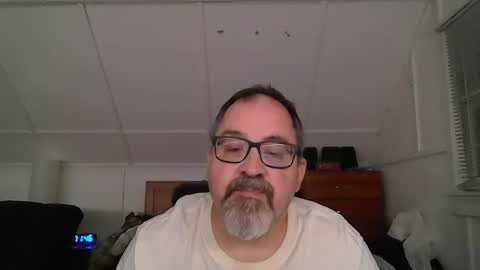 Snapshot of niceguy7208 chatting on July 17, 3:46 am niceguy7208 online show from July 17, 3:46 am