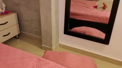 Nicolle  online show from April 13, 8:03 pm