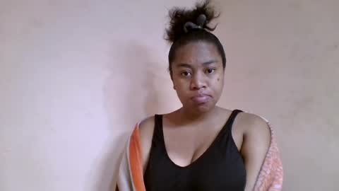 nicelly01 online show from June 29, 5:14 am