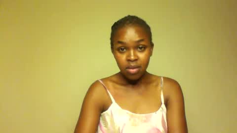 Snapshot of nicemillow chatting on December 13, 8:15 pm nicemillow online show from December 13, 8:15 pm