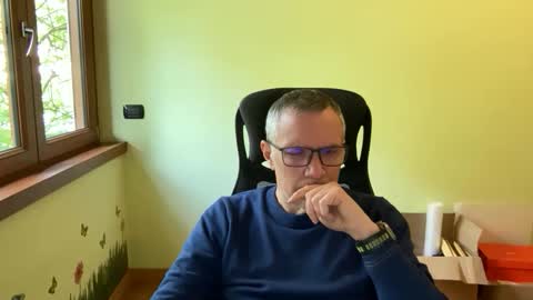 Andrew online show from April 16, 3:46 pm