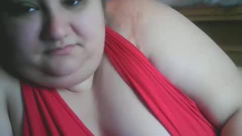 Snapshot of nicholle chatting on January 5, 5:30 am Nicholle online show from January 5, 5:30 am