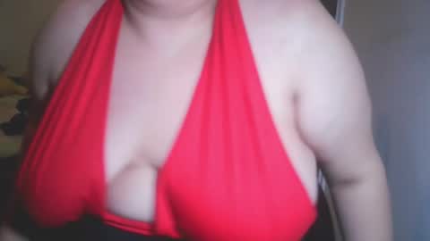 Snapshot of nicholle chatting on February 28, 11:12 pm Nicholle online show from February 28, 11:12 pm