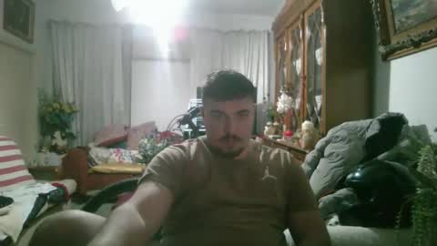 Snapshot of nick1213n chatting on January 6, 1:31 am nick1213n online show from January 6, 1:31 am