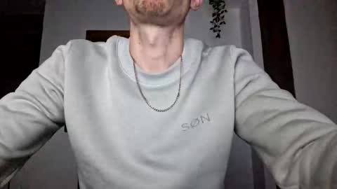 nick194207 online show from January 15, 9:29 pm