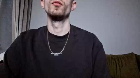 nick194207 online show from February 14, 11:23 pm