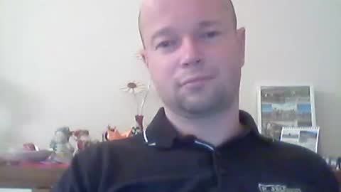 nick1990b online show from January 17, 7:06 pm