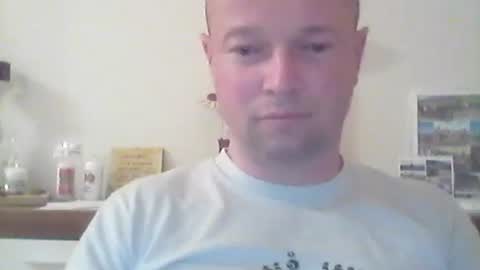 nick1990b online show from March 16, 5:50 pm