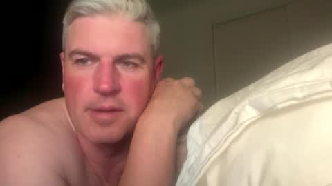 nick578320 online show from July 12, 1:57 pm