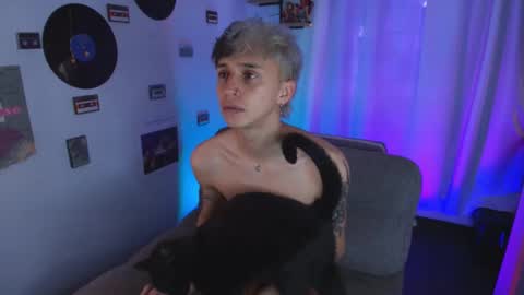 Nico online show from December 19, 5:42 pm