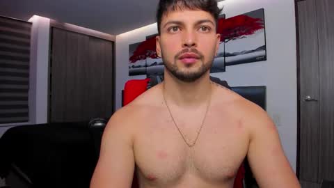 Snapshot of nick_klaus chatting on October 29, 11:39 pm Nick Klaus online show from October 29, 11:39 pm