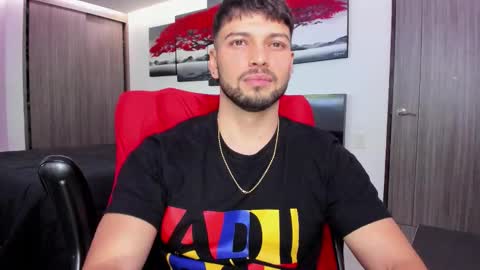 Snapshot of nick_klaus chatting on November 14, 11:24 pm Nick Klaus online show from November 14, 11:24 pm