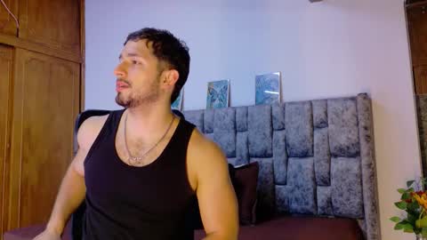 nick_moss_ online show from February 11, 11:04 am