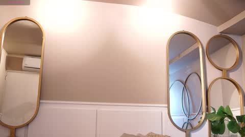 Jhohan online show from November 11, 12:05 pm