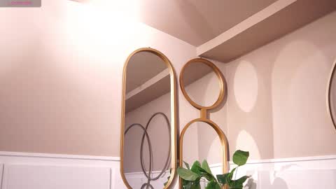 Jhohan online show from November 12, 1:44 pm