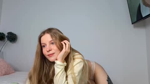 Snapshot of nickacherie chatting on January 18, 1:26 pm Nicka Cherie online show from January 18, 1:26 pm