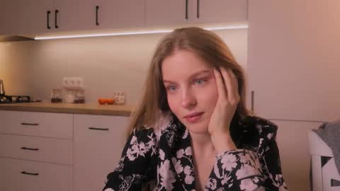 Snapshot of nickacherie chatting on February 13, 7:43 pm Nicka Cherie online show from February 13, 7:43 pm