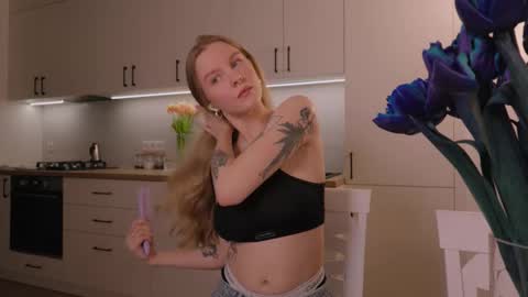 Snapshot of nickacherie chatting on March 3, 5:30 pm Nicka Cherie online show from March 3, 5:30 pm