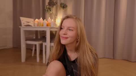 Nicka Cherie online show from March 27, 5:56 pm