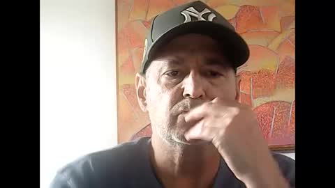 nickincali online show from December 8, 6:50 pm