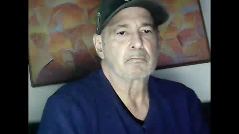 nickincali online show from January 13, 12:45 pm