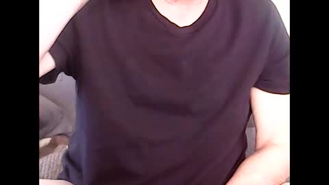 nickincali online show from February 3, 12:15 am