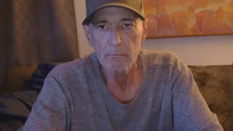 nickincali online show from January 19, 3:43 am