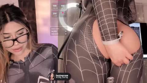 Nicky online show from November 8, 7:34 pm