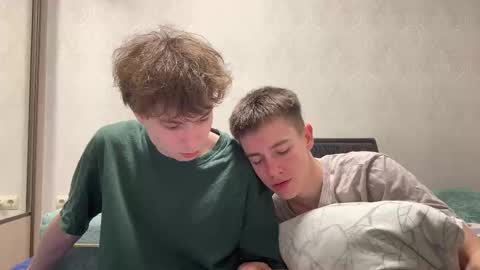 Snapshot of nickoxide chatting on December 3, 5:22 pm nickoxide online show from December 3, 5:22 pm