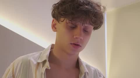 Nicky Neal online show from October 16, 12:33 am