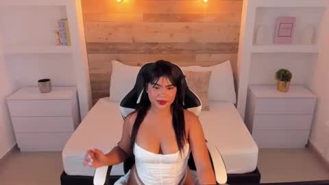 Snapshot of nicky_peyton chatting on October 10, 2:54 am Nicky online show from October 10, 2:54 am